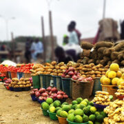 How Small Farmers Benefit from Commodity Aggregation